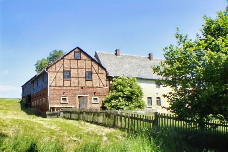 Werte schaffen, Unabhängigkeit leben - Vierseitenhof in Arnsgrün im Vogtland